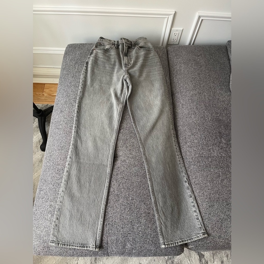 Abercrombie & Fitch the 90s straight ultra high rise Jean